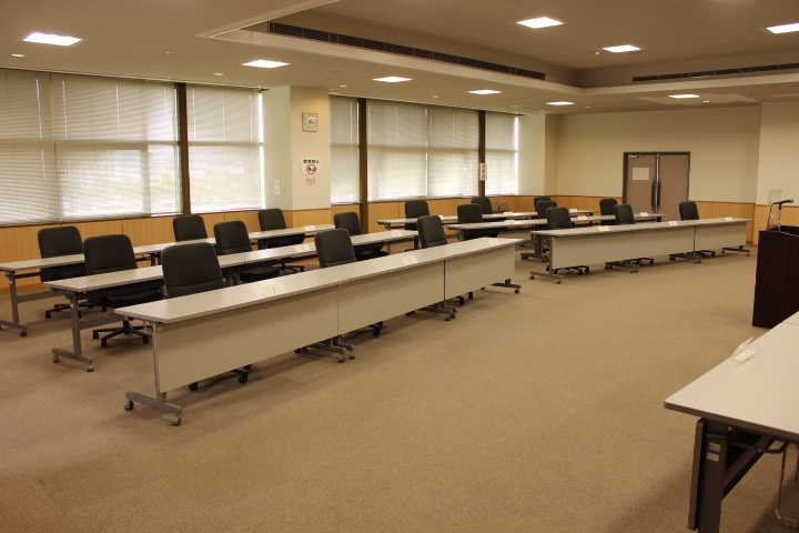 議場写真1